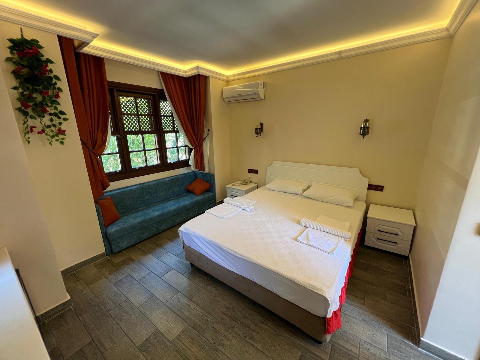 Kaliptus Hotel ケメル エクステリア 写真