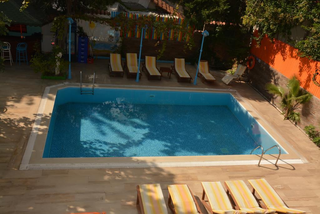 Kaliptus Hotel ケメル エクステリア 写真